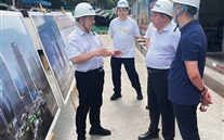 市商务委副主任彭和良莅临全民娱乐中心项目调研指导 强调发挥区位优势 助力打造西部地标性城市综合体